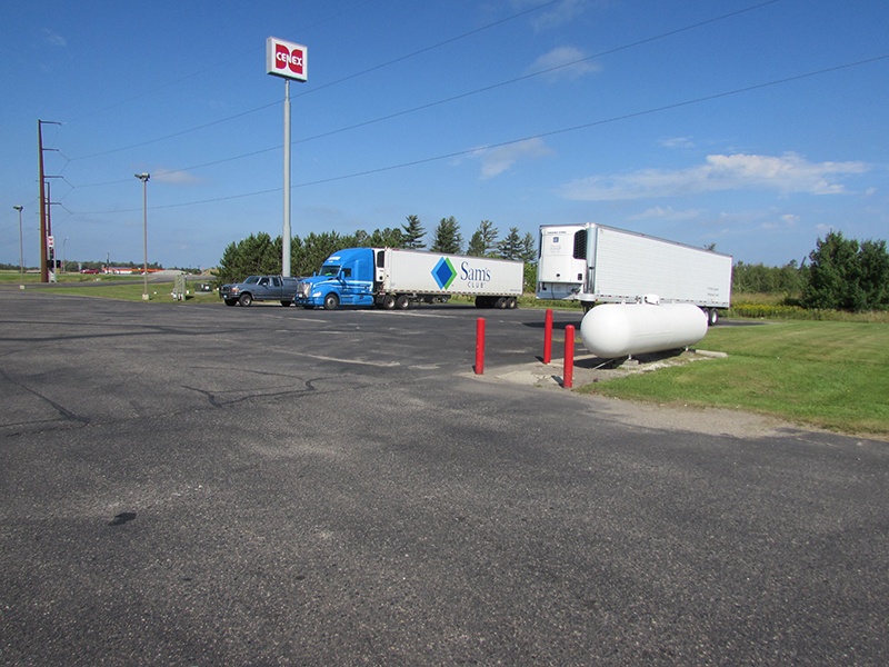 Overnight parking for truckers